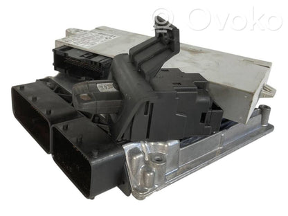 Aizdedzes ECU komplekts