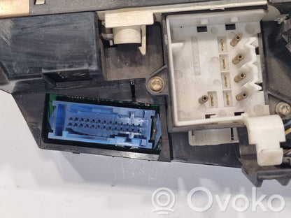 Air conditioning / climate control / interior heating control unit (in the passenger compartment)