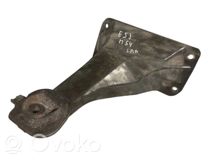 Dzinēja nostiprināšanas stiprinājums-kronšteins