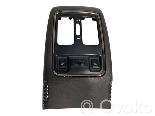 USB savienotājs