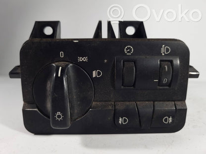 Headlight switch
