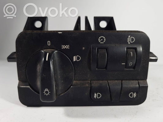 Headlight switch
