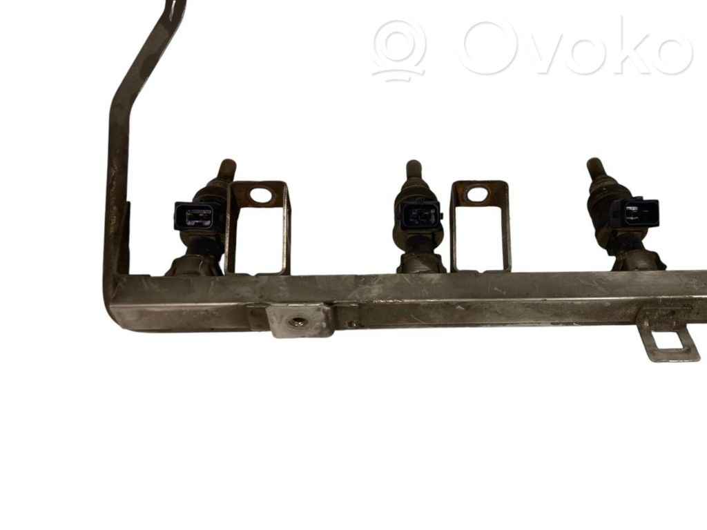 Degvielas maģistrālā caurule