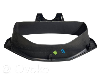 Instrumentu paneļa dekoratīvā apdare