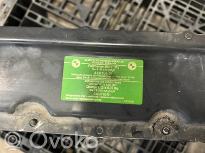 Radiatoru paneļa augšējā daļa (televizors)