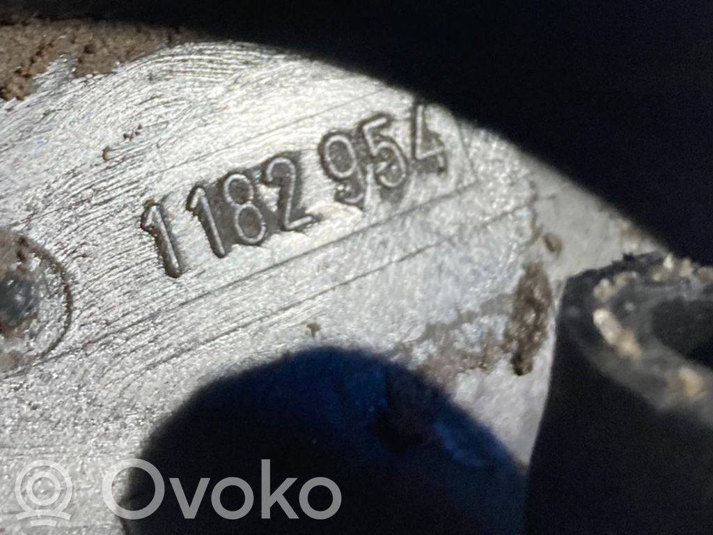 Топливный насос (в топливном баке)