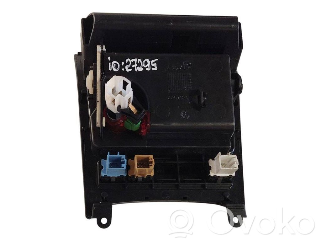 Pelnutrauks (priekšā)