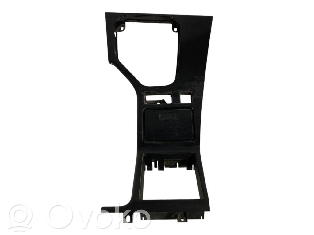 Отделка панели