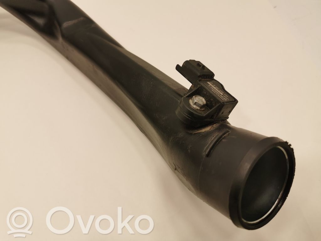 Шланг(и)/труба(ы) интеркулера