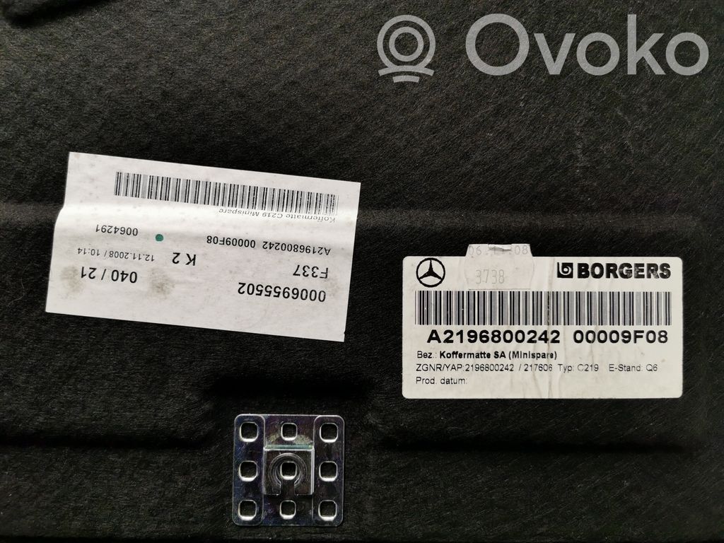 Пол багажника