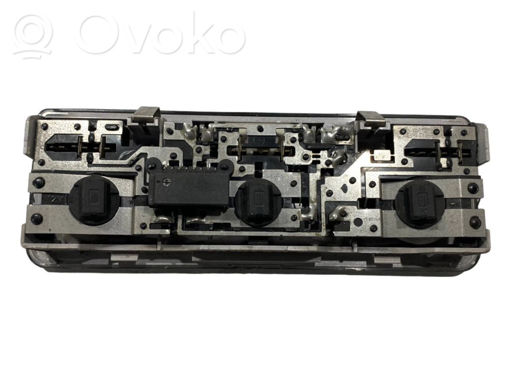 Priekšējo vietu apgaismojums