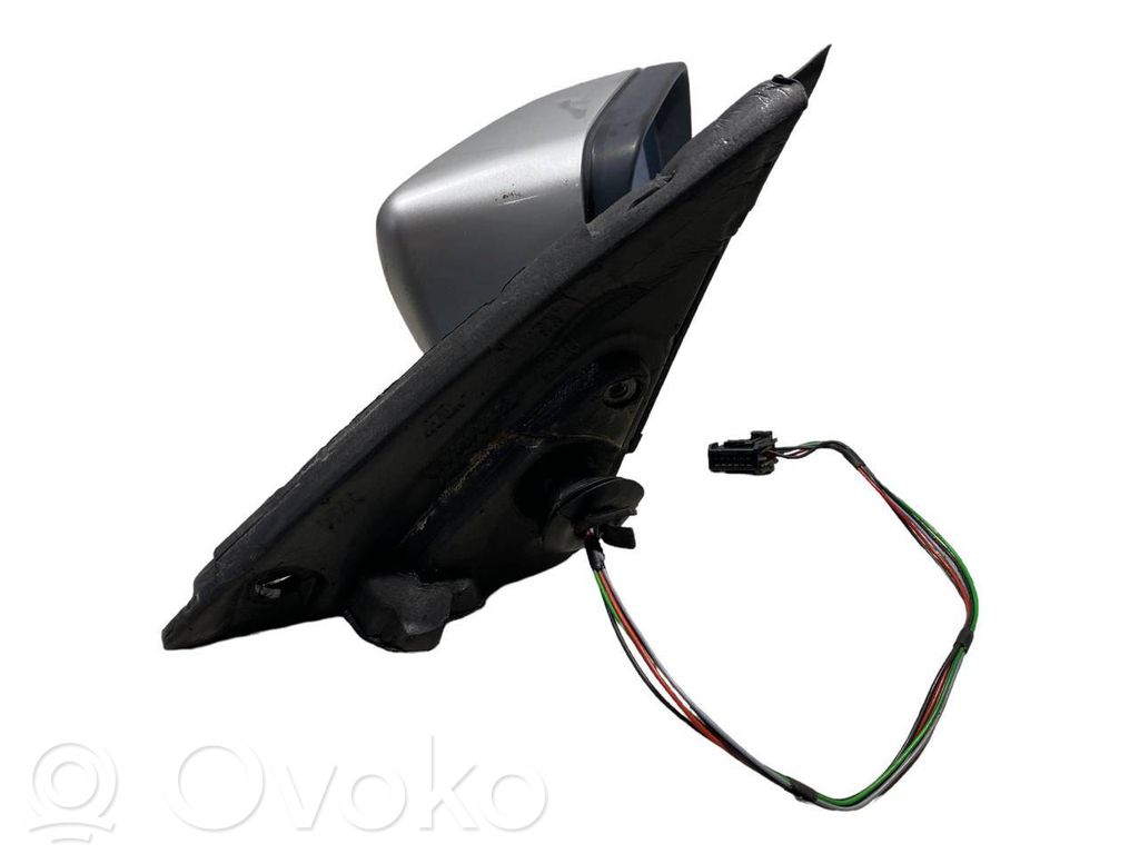 Spogulis (elektriski vadāms)