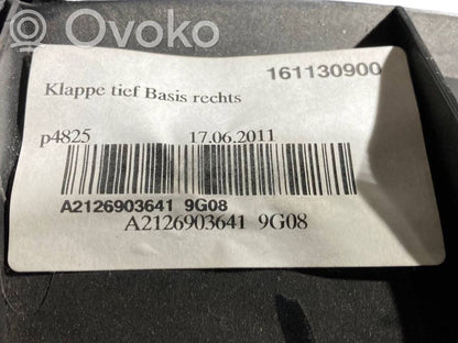 Sānu dekoratīvās apdares panelis