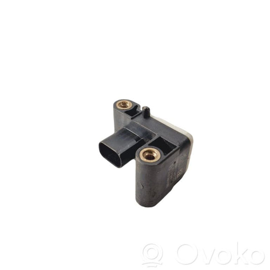 Airbag impact sensor