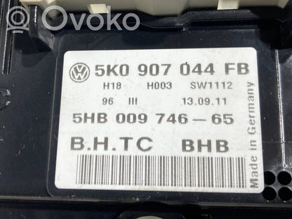 Gaisa kondicioniera / klimata kontroles / salona apsildes vadības bloks (salonā)