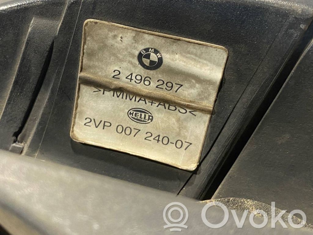 Aizmugurējais lukturis virsbūvē