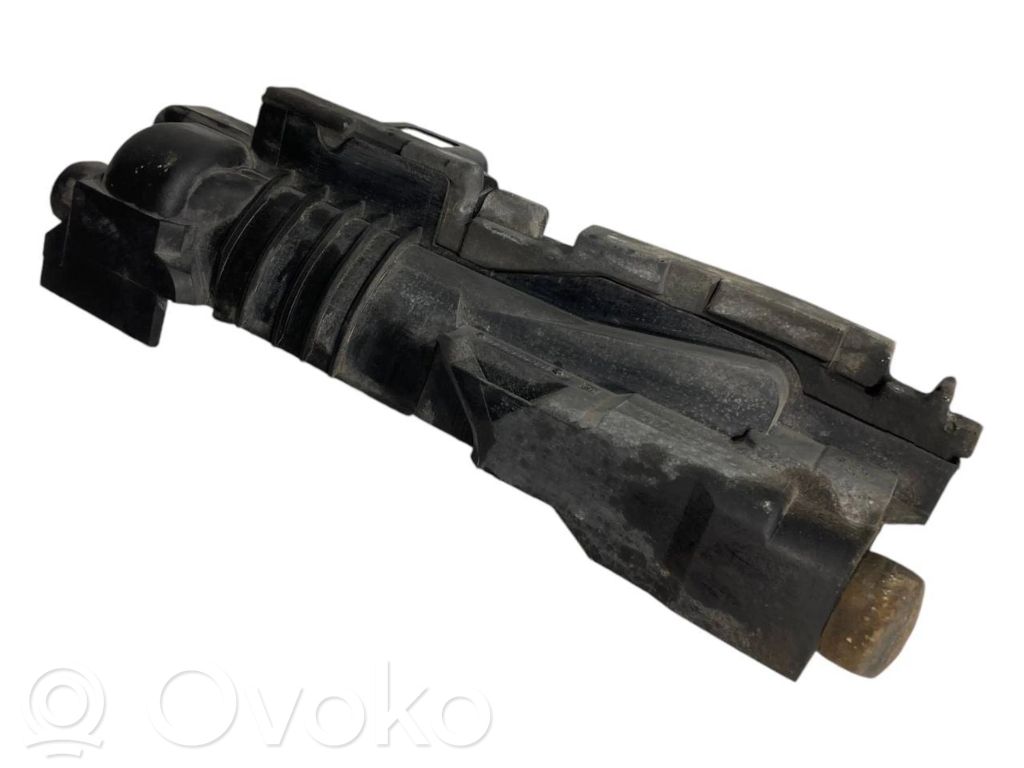 Держатель/кронштейн радиатора(ов)