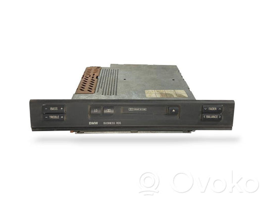 Radio / CD/DVD atskaņotājs / navigācija