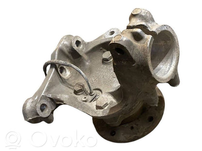 Priekšējā riteņa rumbas vārpstas šarnīrs (stupica, capfa)