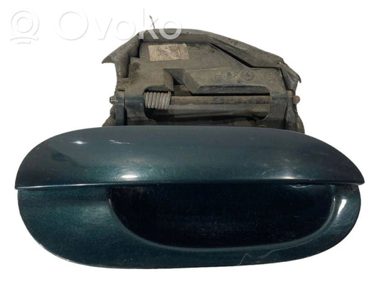 External opening handle