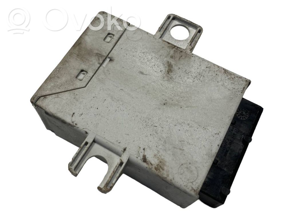 Trailer hitch control unit