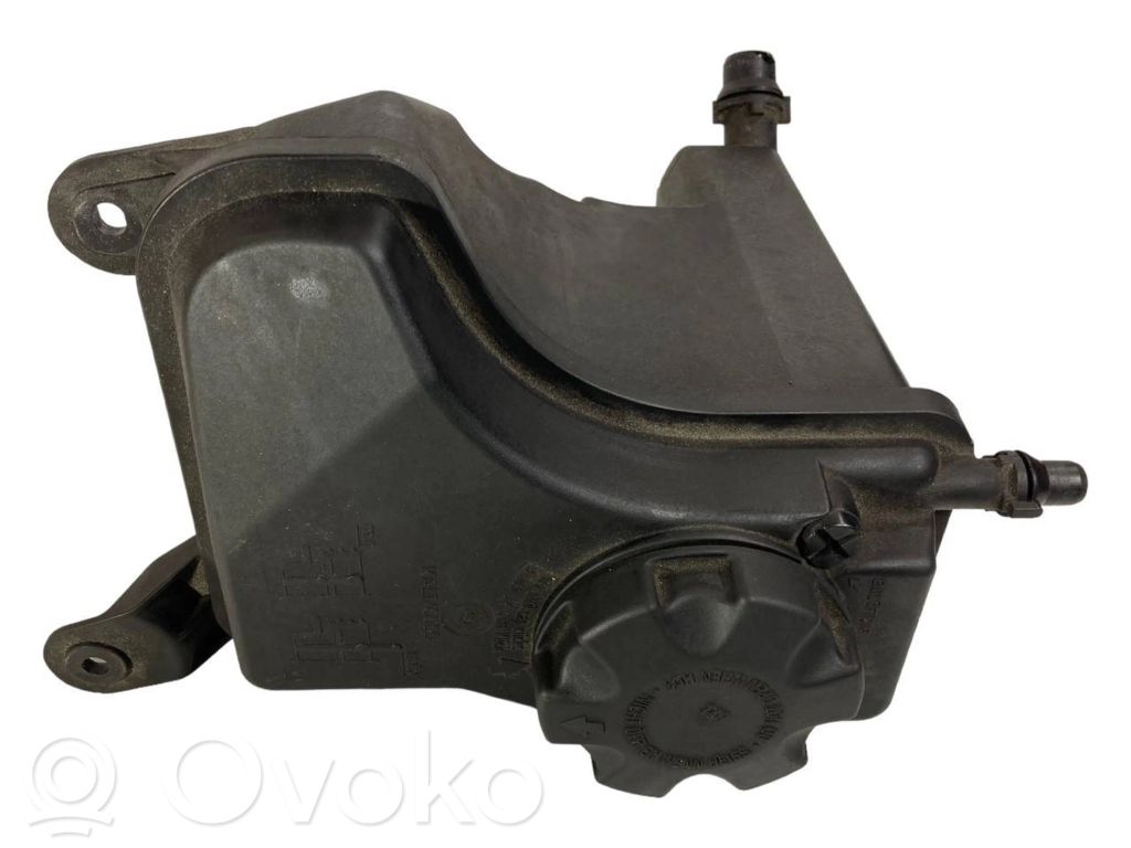 Coolant expansion tank