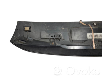 Spoilera aizmugurējais vāks