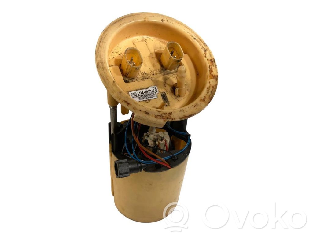 Топливный насос (в топливном баке)