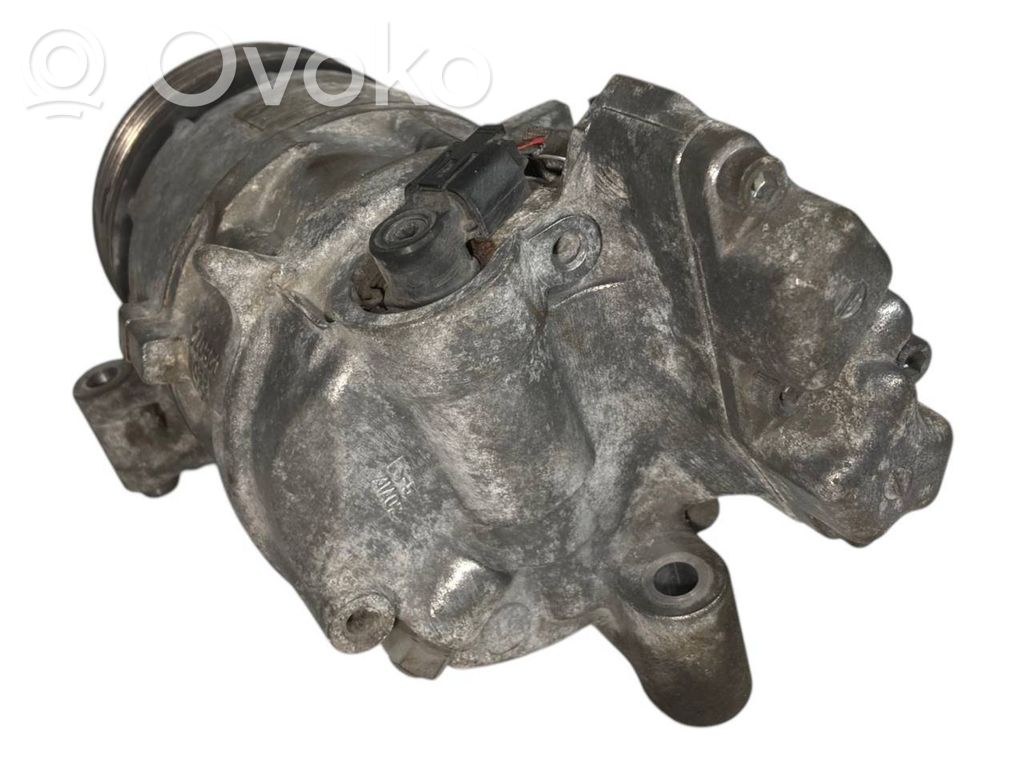 Air conditioner compressor (pump)