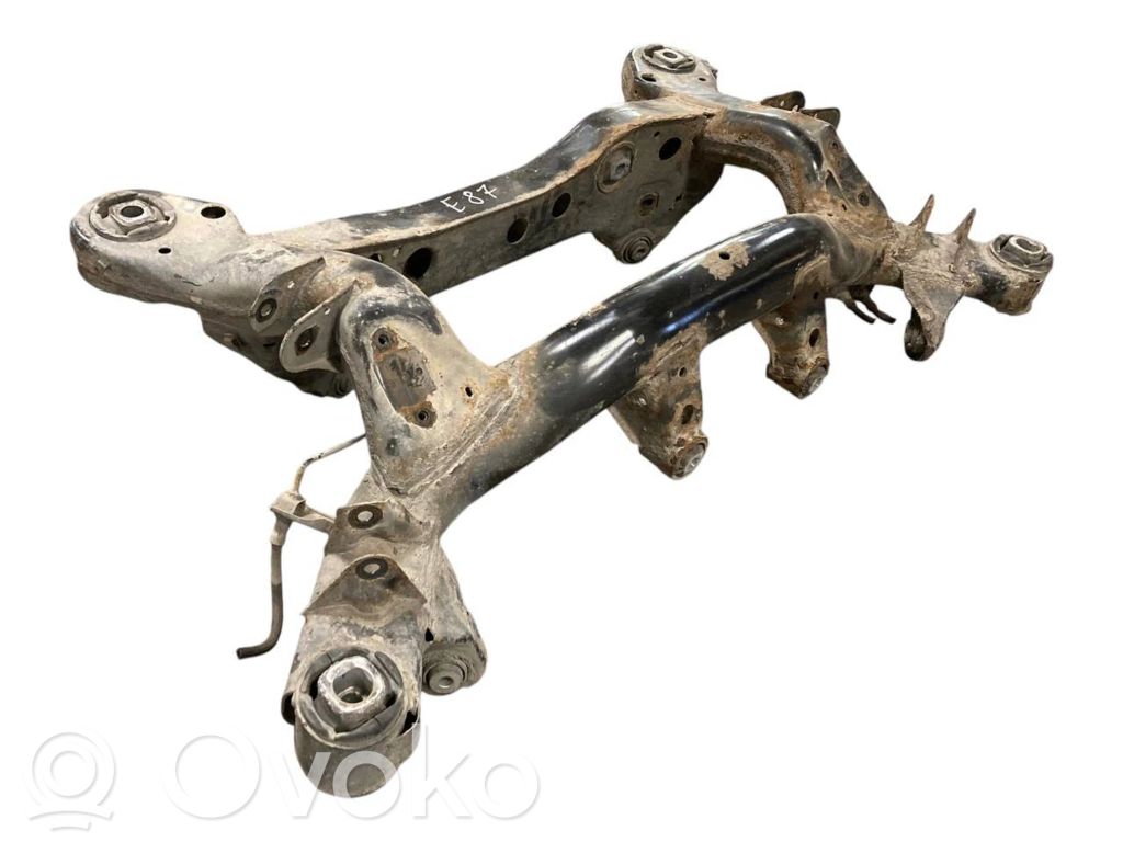 Pusrāmis aizmugurējais / priekšējais