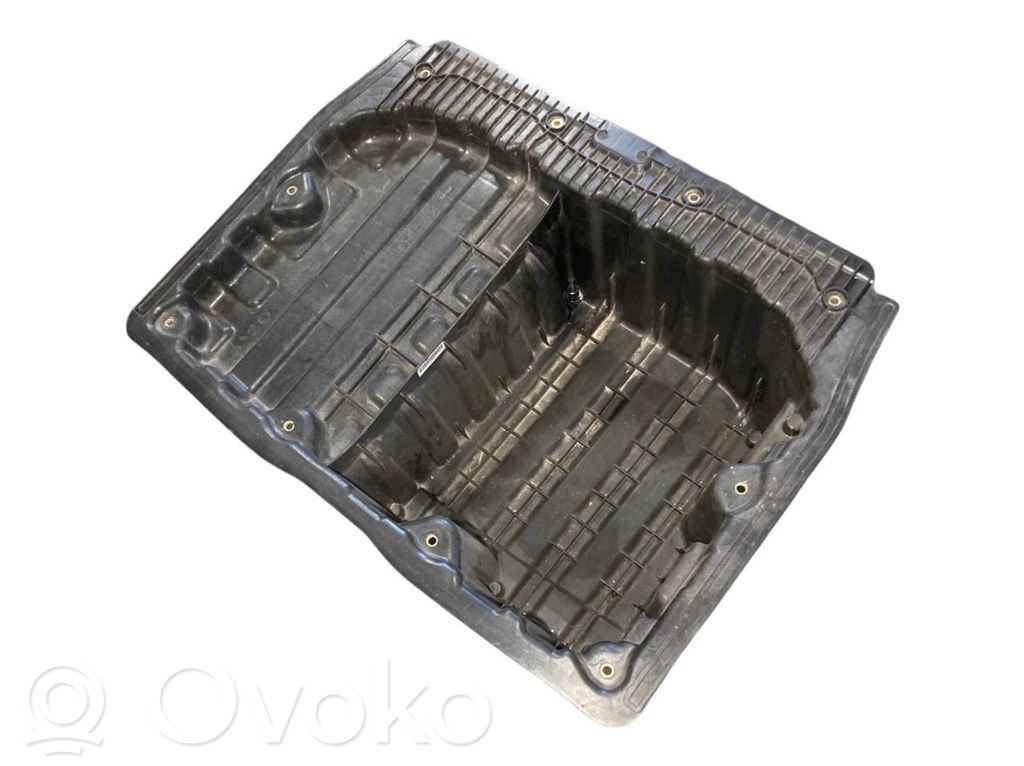 Trunk storage compartment