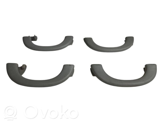 Rokturu komplekts griestiem