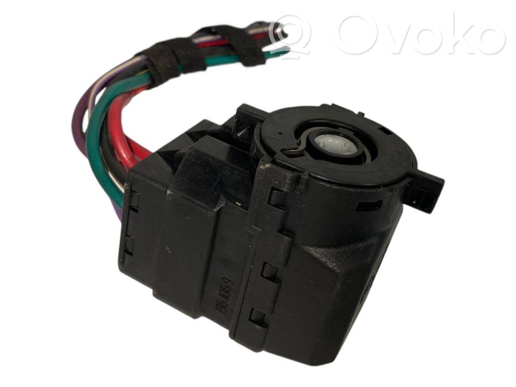 Ignition switch contacts