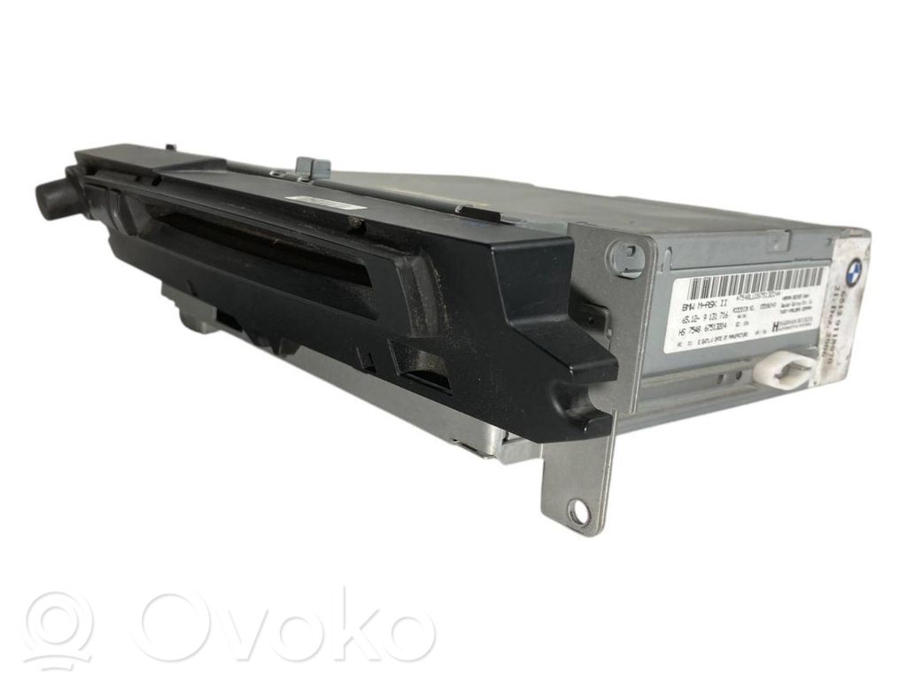 Radio / CD/DVD atskaņotājs / navigācija