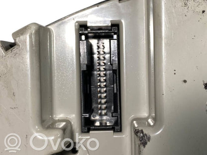 Spidometrs (instrumentu panelī)