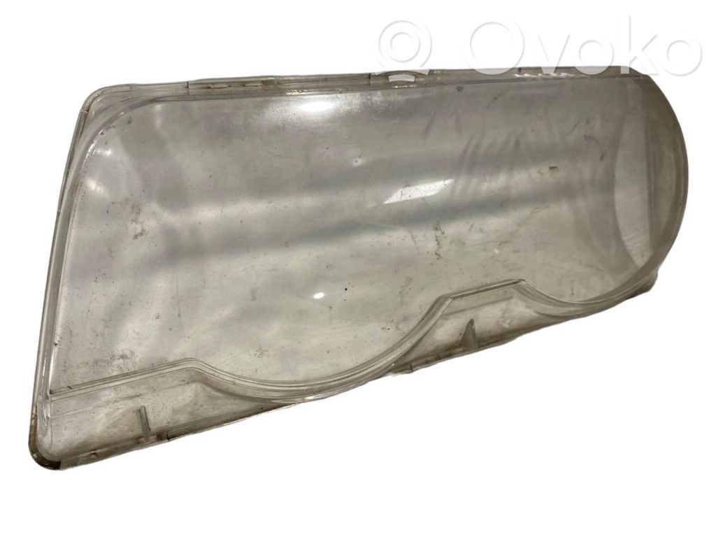 Priekšējā luktura stikls