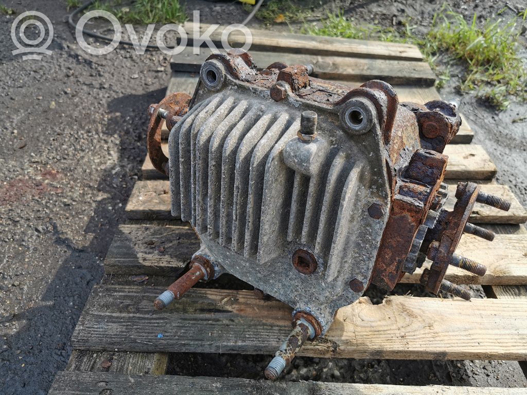 Aizmugurējais reduktors