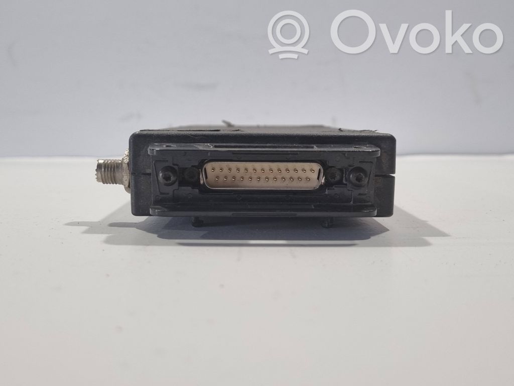 Tālruņa vadības bloks