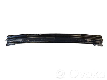 Aizmugurē bampera balka