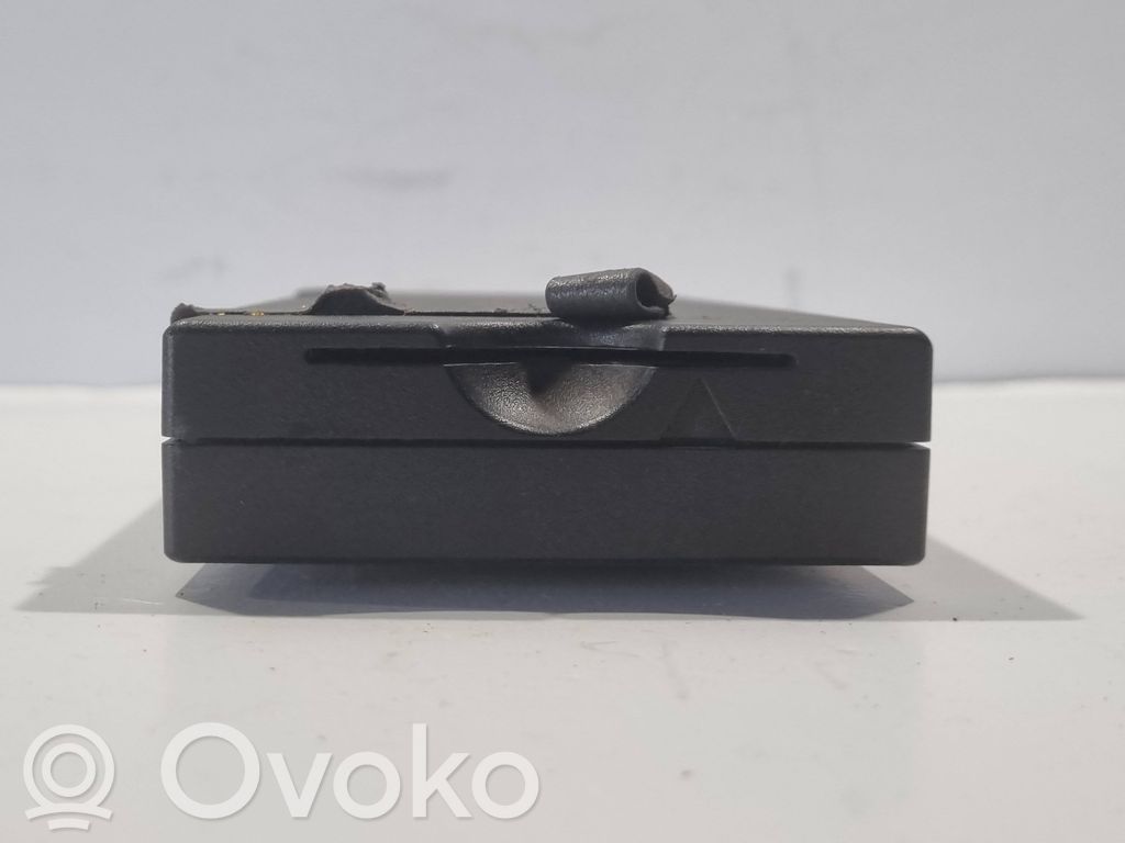 Tālruņa vadības bloks