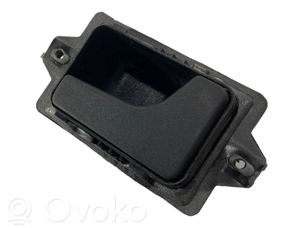 Internal opening handle