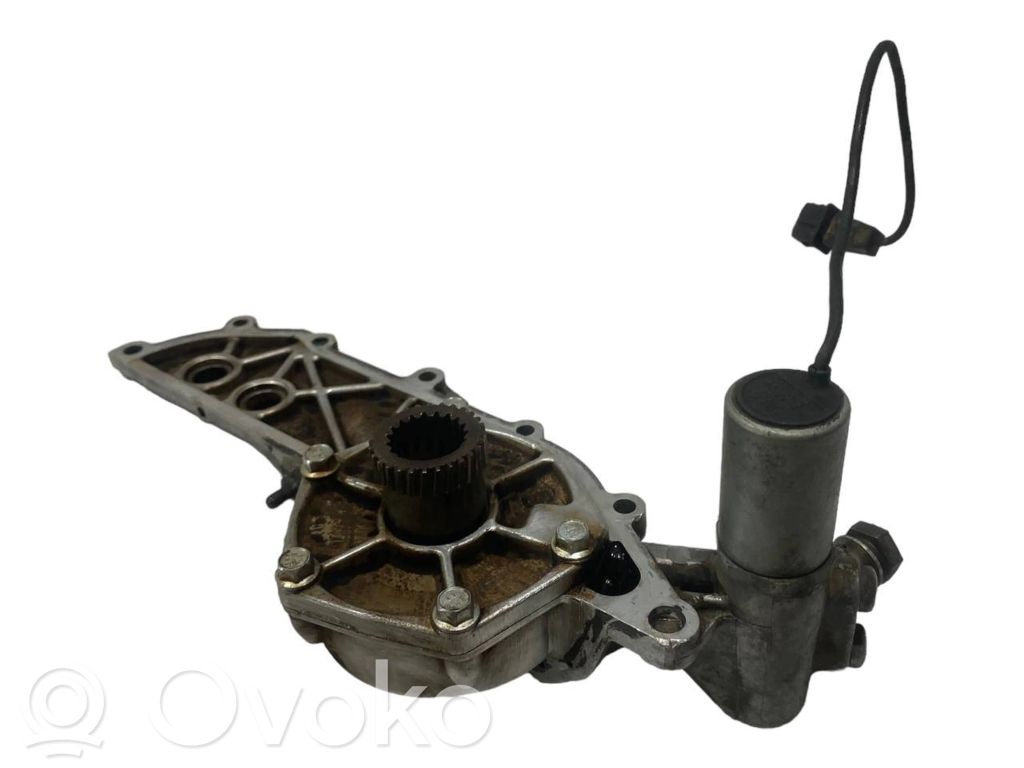 Eļļas pievades caurulīte (karterī)