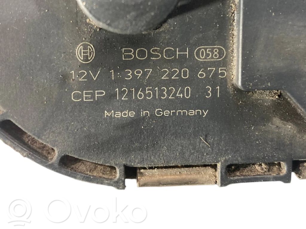 Stikla tīrītāja motoriņš