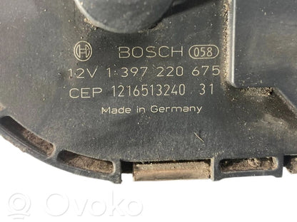 Stikla tīrītāja motoriņš