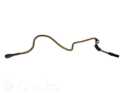 Degvielas caurulīte (-es)