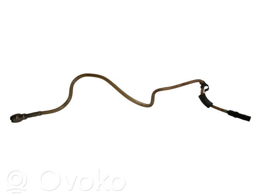 Degvielas caurulīte (-es)