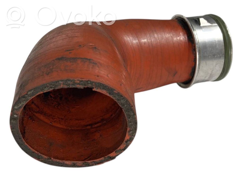 Interkūlera šļūtene (-es) / caurule (-es)