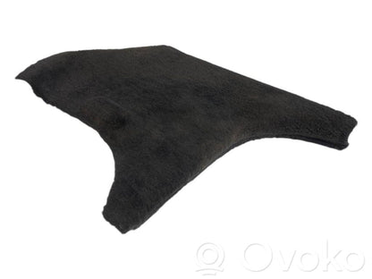 Kāju zonas sānu dekoratīvā apdare