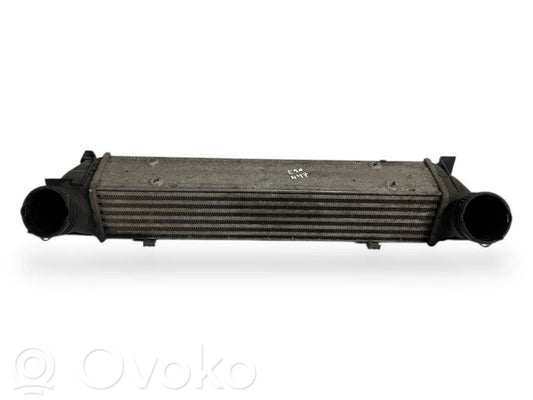 Starpdzesētāja radiators