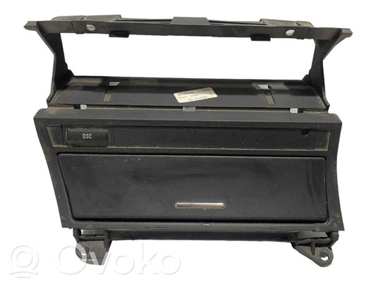 Pelnutrauks (priekšā)